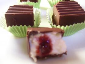 Meggyes túró bonbon Meggyes túró bonbon