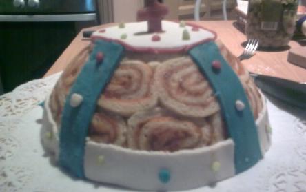 Barackos piskótatekercs torta