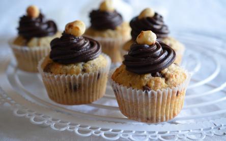 Zabpelyhes muffin házi csokis mogyorókrémmel Zabpelyhes muffin házi csokis mogyorókrémmel