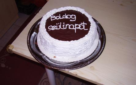 Törtmogyorós csokitorta Törtmogyorós csokitorta