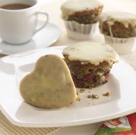 Mákos, meggyes, fehércsoki-mázas muffin Mákos, meggyes, fehércsoki-mázas muffin