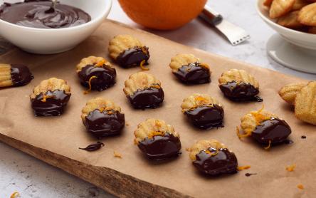 Narancsos étcsokoládés madeleine (francia aprósütemény) - laktózmentes recept Narancsos étcsokoládés madeleine (francia aprósütemény) - laktózmentes recept