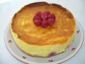 Málnás sajttorta Málnás sajttorta