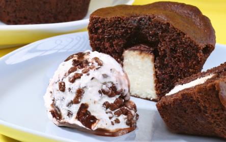 Túró Rudi muffin stracciatella jégkrémmel Túró Rudi muffin stracciatella jégkrémmel