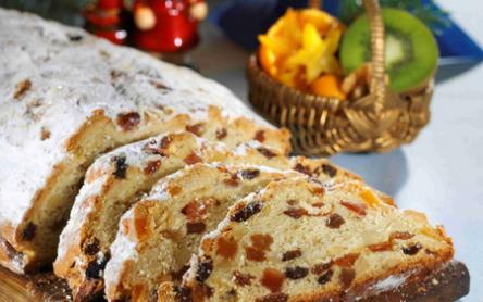 Drezdai stollen (kalács) Drezdai stollen (kalács)