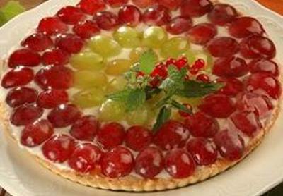 Szőlős krémsajttorta Szőlős krémsajttorta