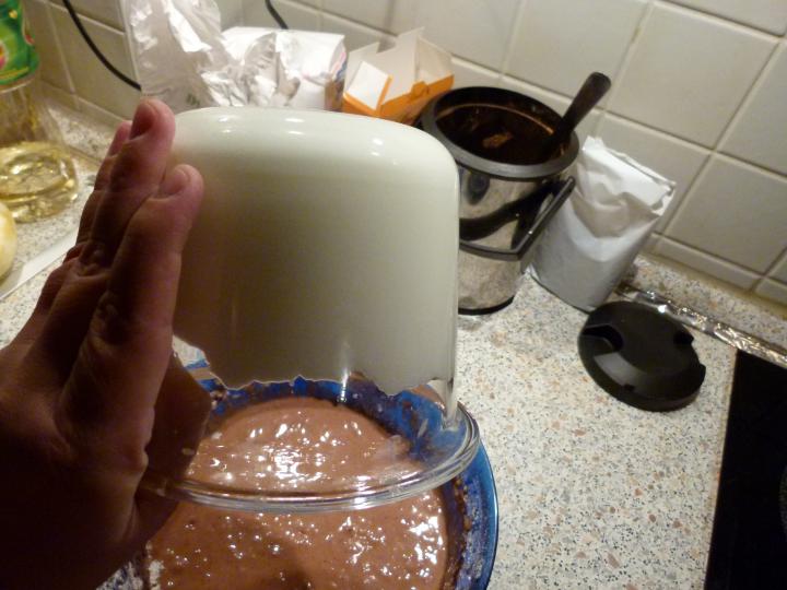 Csokoládétorta, ahogy Gergő szereti elkészítés 4. lépés képe Csokoládétorta, ahogy Gergő szereti elkészítés 4. lépés képe