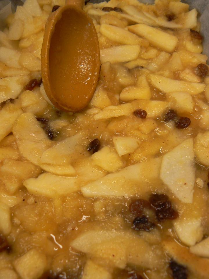 Almáspite elkészítés 3. lépés képe Almáspite elkészítés 3. lépés képe