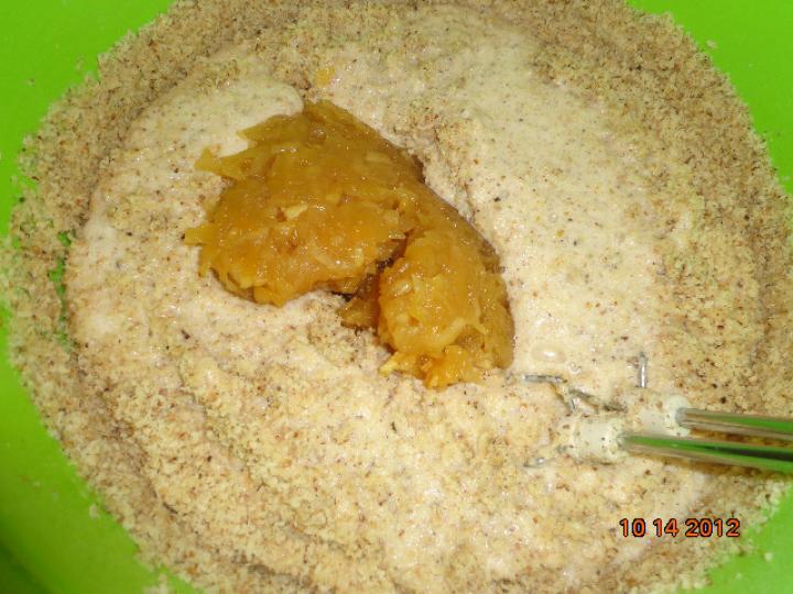 Almás-diós szelet elkészítés 2. lépés képe Almás-diós szelet elkészítés 2. lépés képe