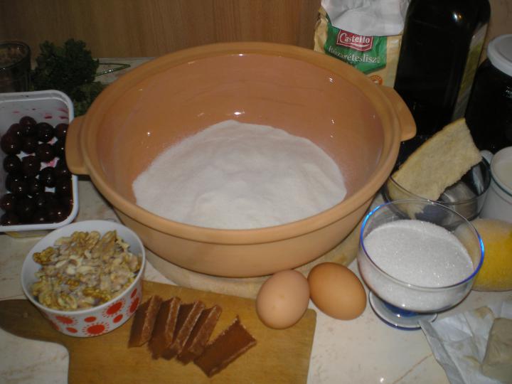 Gazdag kalács elkészítés 1. lépés képe Gazdag kalács elkészítés 1. lépés képe