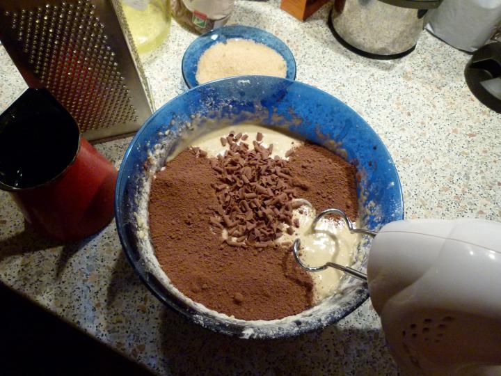 Csokoládétorta, ahogy Gergő szereti elkészítés 3. lépés képe Csokoládétorta, ahogy Gergő szereti elkészítés 3. lépés képe